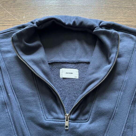Joah Brown Navy Crop Sweatshirt - Picture 4 of 5